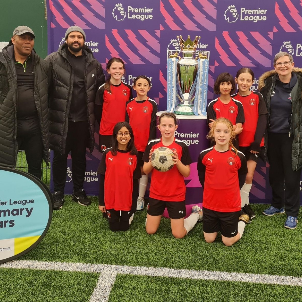 Aldersbrook Primary School - A PROUD PERFORMANCE ON THE BIG STAGE!