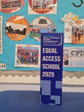 Aldersbrook Primary Receives Equal Access Award for Girls’ Football